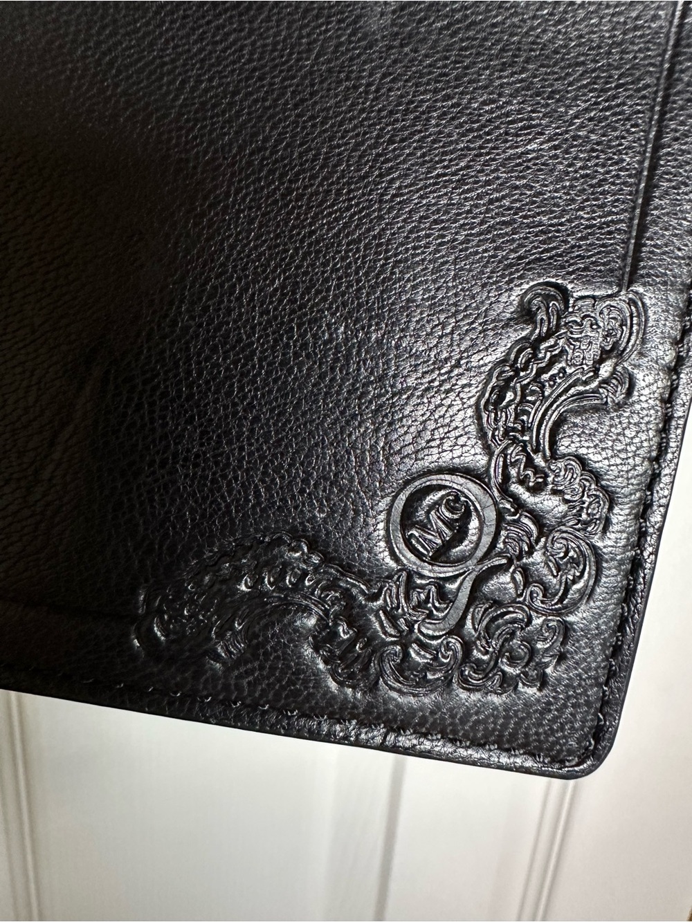 Alexander McQueen Black Embossed Leather Card with Wallet - Picture 2 of 5